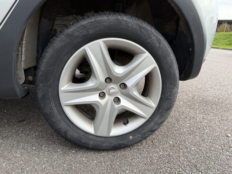 DACIA SANDERO Stepway 0.9 TCE 90 1ère Main / Bluetooth