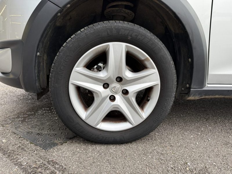 DACIA SANDERO Stepway 0.9 TCE 90 1ère Main / Bluetooth
