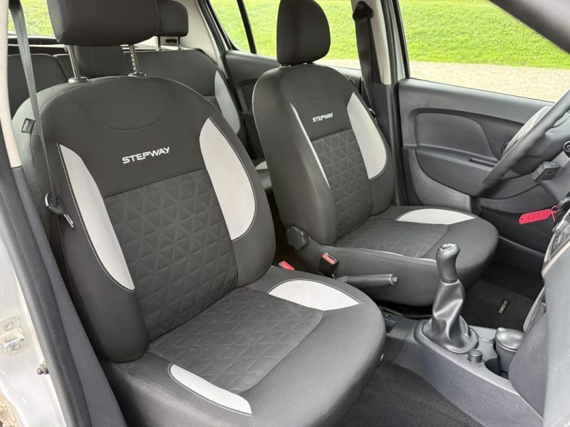 DACIA SANDERO Stepway 0.9 TCE 90 1ère Main / Bluetooth