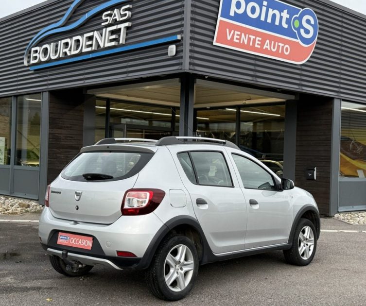 DACIA SANDERO Stepway 0.9 TCE 90 1ère Main / Bluetooth