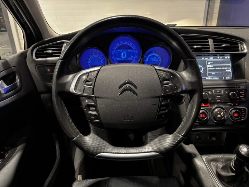 Citroen C4 II 1.2 130CH Millénium - Radar de recul