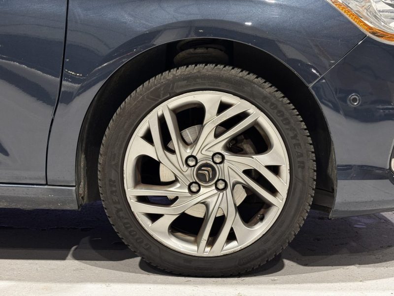 Citroen C4 II 1.2 130CH Millénium - Radar de recul