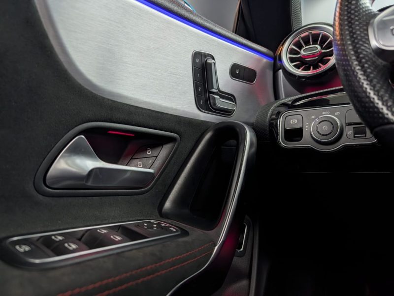 MERCEDES CLA 220d 190ch AMG Line 8G-DCT