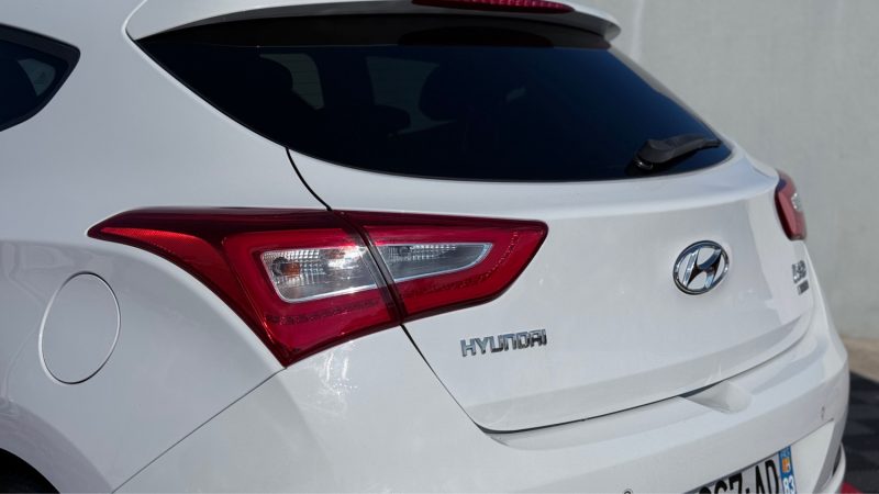 HYUNDAI I 30 1.6 CRDI128 PACK SPORT PREMIUM  