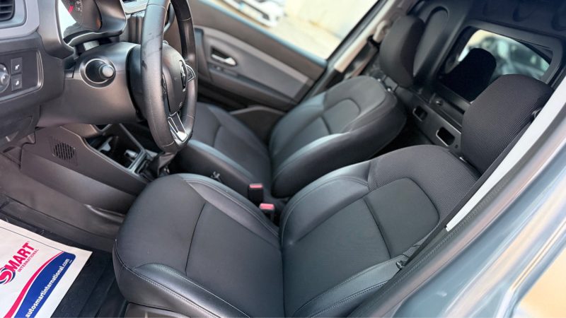 RENAULT EXPRESS 1.5 BLUE DCI 75CH CONFORT 22 FULL OPTIONS PREMIÈRE MAINS 