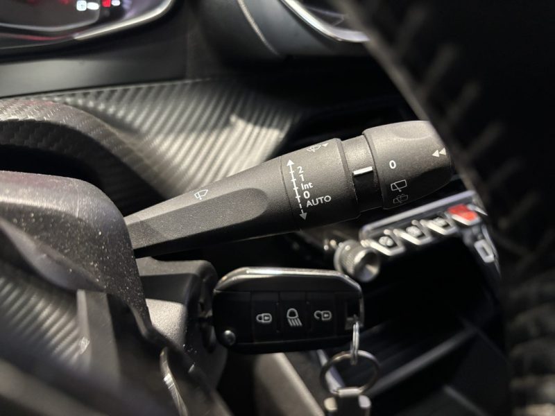 Peugeot 2008 1.5 BlueHDI 110ch Business - Mirror Link