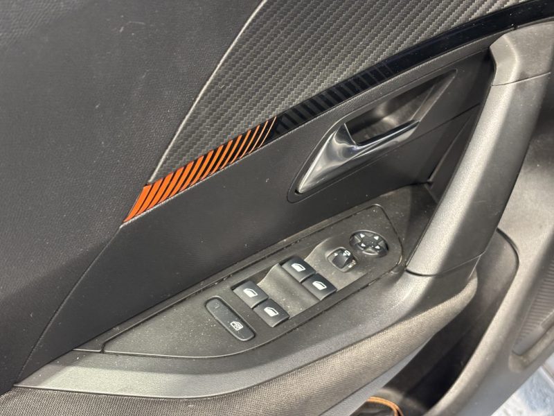 Peugeot 2008 1.5 BlueHDI 110ch Business - Mirror Link