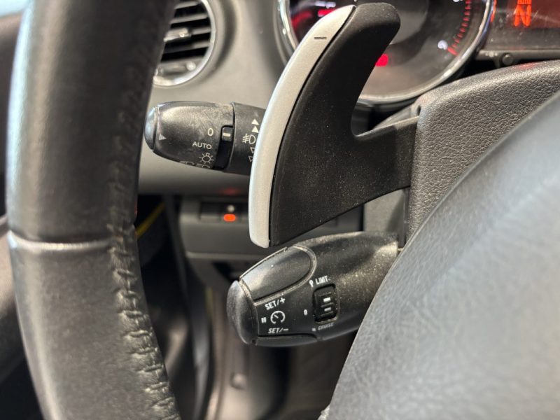 Peugeot 3008 1.6 e-HDi 115ch Allure - Boîte automatique - Entretien suivi