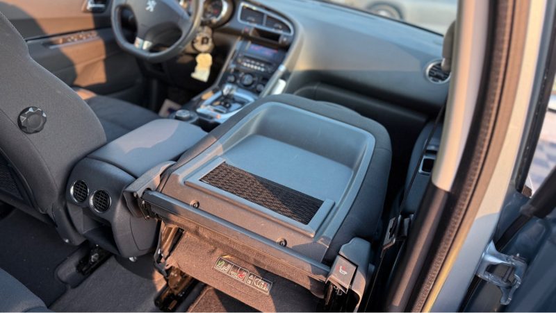 PEUGEOT 3008 2.0 E-HDI FAP ETG6 85G + ELECTRIC 37CH 2014