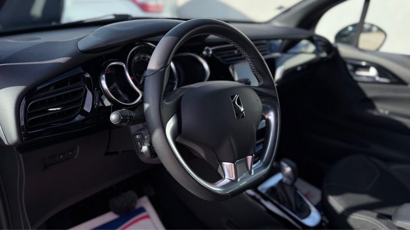 DS DS 3 E THP 110CH SO CHIC  S&S EAT6