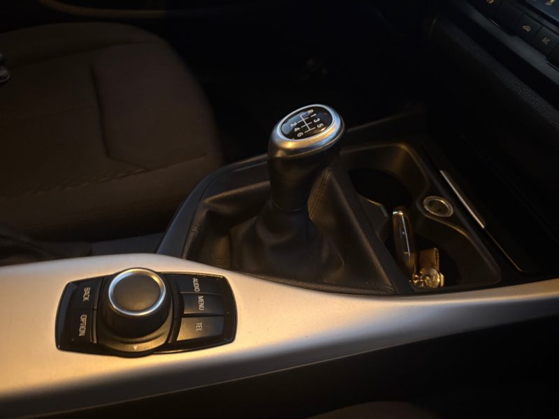 BMW Série 1 (F20) 5 portes 114d 1.6 d 16V DPF 95 cv Garantie 12 mois