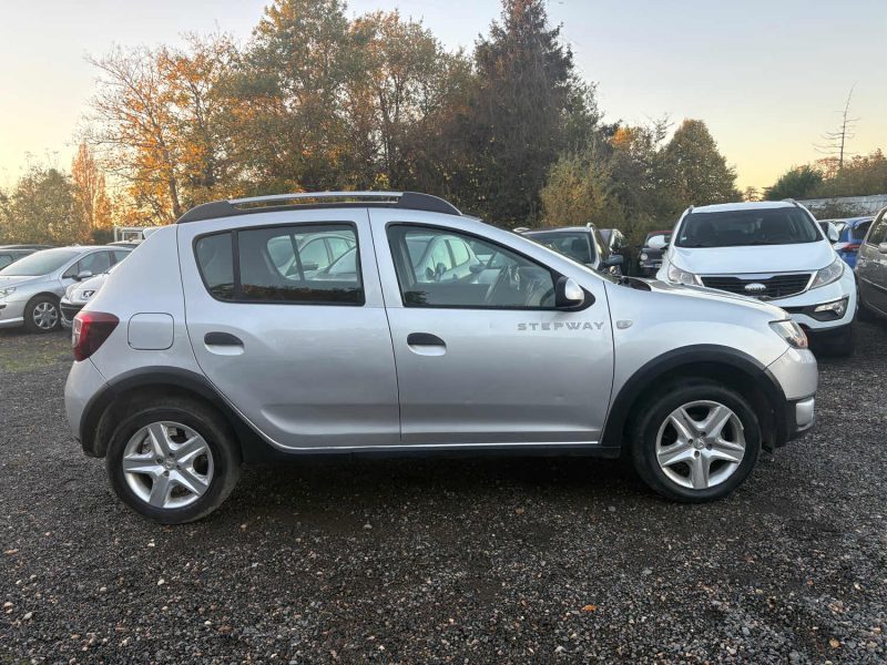 DACIA SANDERO 0.9 TCE 90CH ECO² prestige garantie, 12 mois