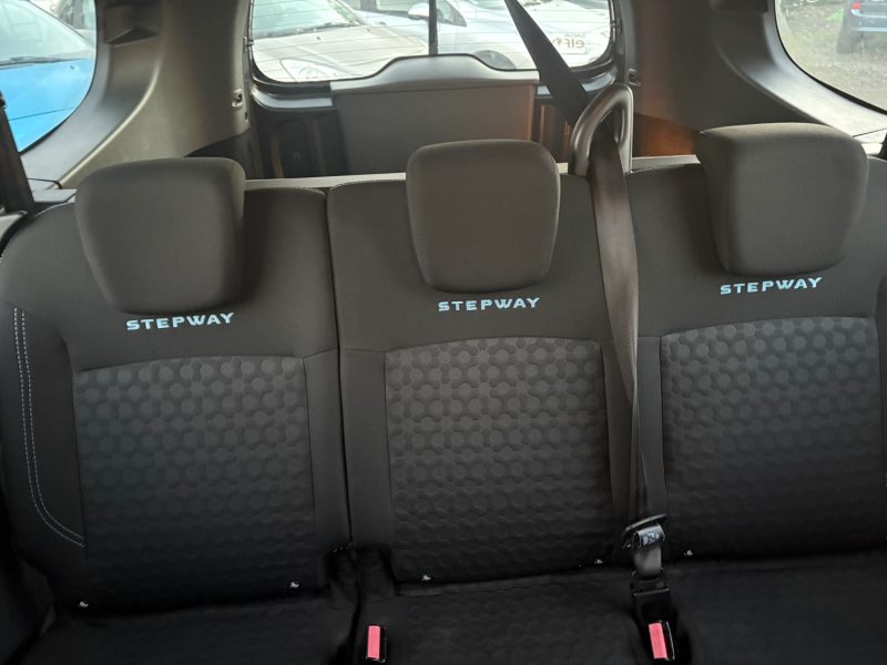 DACIA LODGY 1.2 TCE 115CH STEPWAY EURO6 5 garantie 12 mois