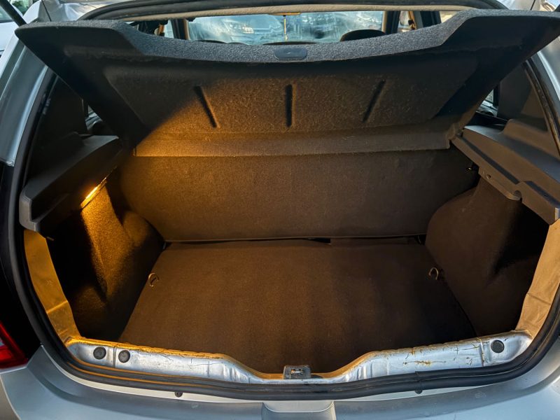 SANDERO 1.4 MPI 75cv ECO2 AMBIANCE embrayage, plus distribution neuf garantie , 12 mois