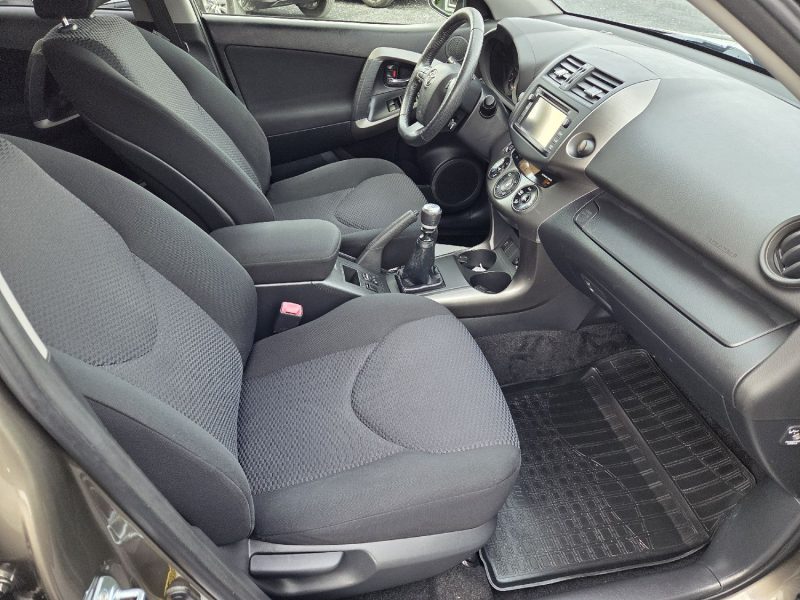 TOYOTA RAV 4 III 2.2 D 4WD 150cv 2012