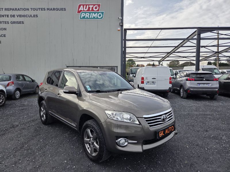 TOYOTA RAV 4 III 2.2 D 4WD 150cv 2012
