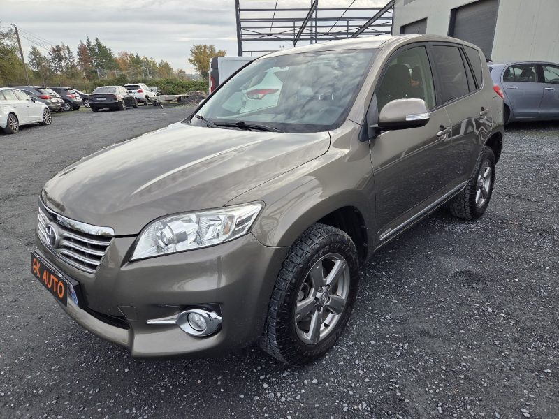 TOYOTA RAV 4 III 2.2 D 4WD 150cv 2012