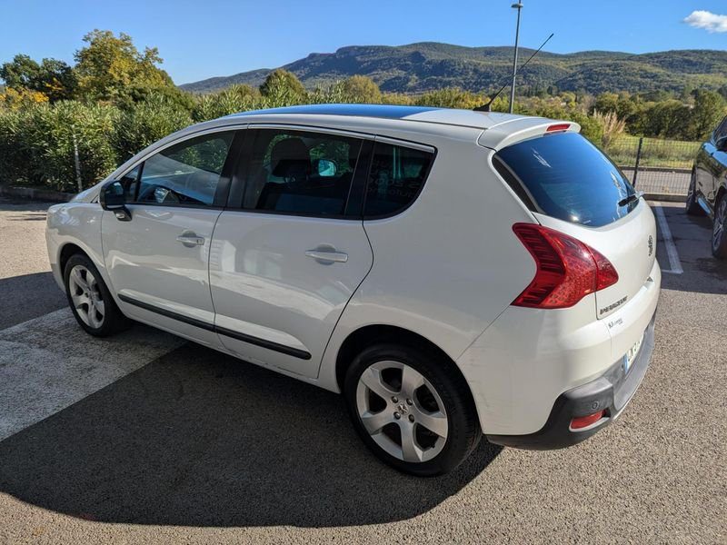 Peugeot 3008 2.0 HDi 16V FAP - 150 Allure PHASE 1