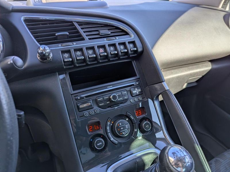 Peugeot 3008 2.0 HDi 16V FAP - 150 Allure PHASE 1