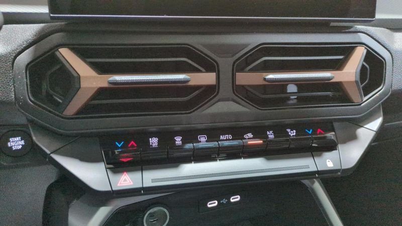 Dacia bigster Hybrid 155 extreme + Pack Hiver + pack parking + hayon motorise