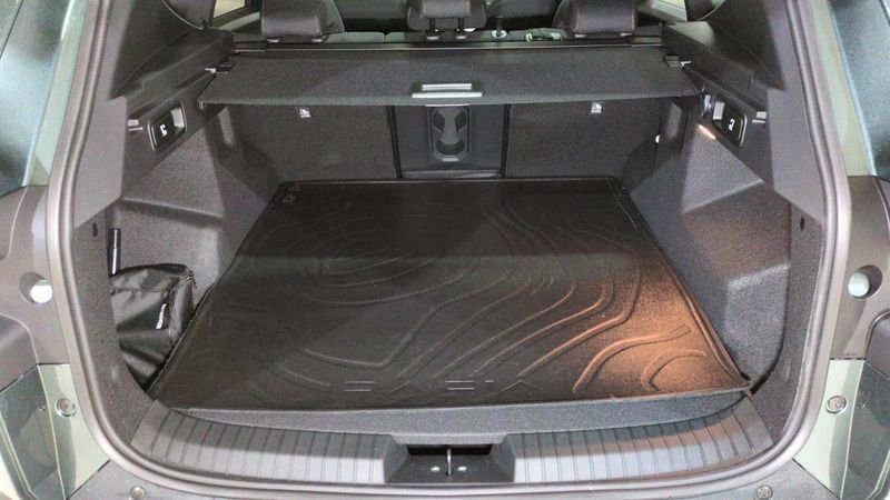 Dacia bigster Hybrid 155 extreme + Pack Hiver + pack parking + hayon motorise