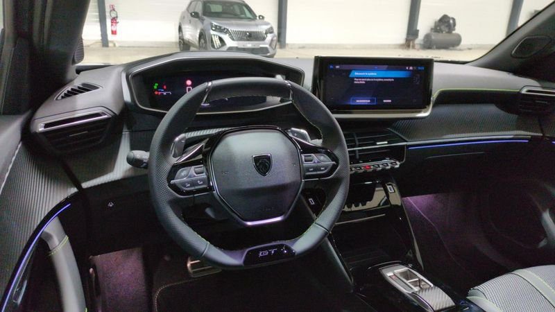 Peugeot 2008 Hybrid 145 e-dcs6 gt + pack vision & navigation drive assist plus