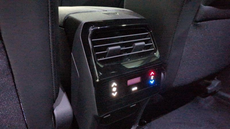 Peugeot 5008 nouveau Hybrid 145 e-dcs6 7pl allure + pack panoramic navigation +  360 vision & drive assist