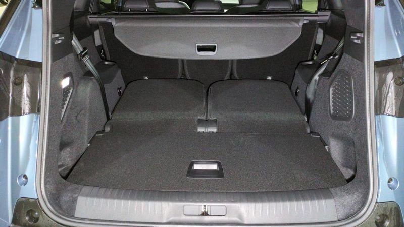 Peugeot 5008 nouveau Hybrid 145 e-dcs6 7pl allure + pack panoramic navigation +  360 vision & drive assist