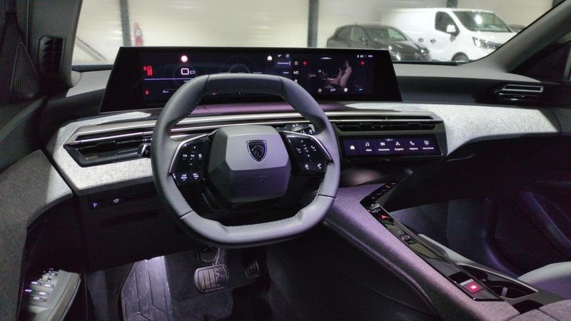 Peugeot 5008 nouveau Hybrid 145 e-dcs6 7pl allure + pack panoramic navigation +  360 vision & drive assist