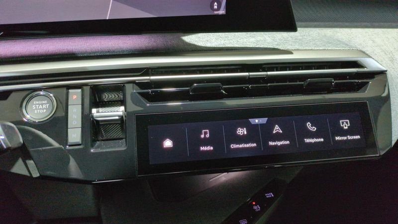 Peugeot 5008 nouveau Hybrid 145 e-dcs6 7pl allure + pack panoramic navigation +  360 vision & drive assist