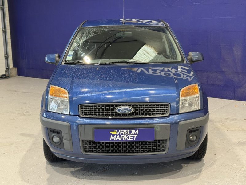 Ford Fusion 1.4 TDCI 68CH - Attelage - Climatisation