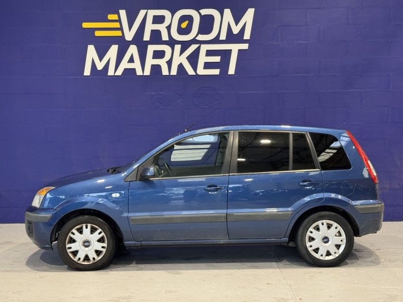 Ford Fusion 1.4 TDCI 68CH - Attelage - Climatisation