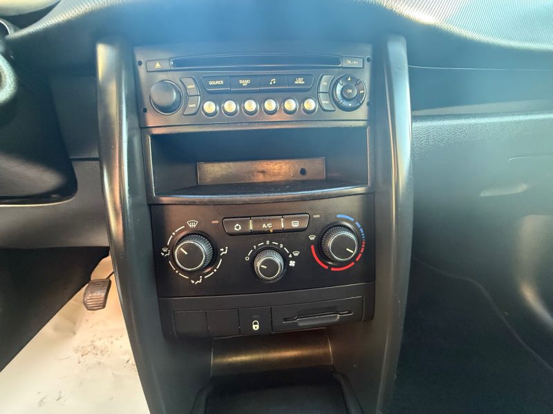 PEUGEOT 207 PHASE 2 ACTIVE 1.4 HDI 68CV  2011