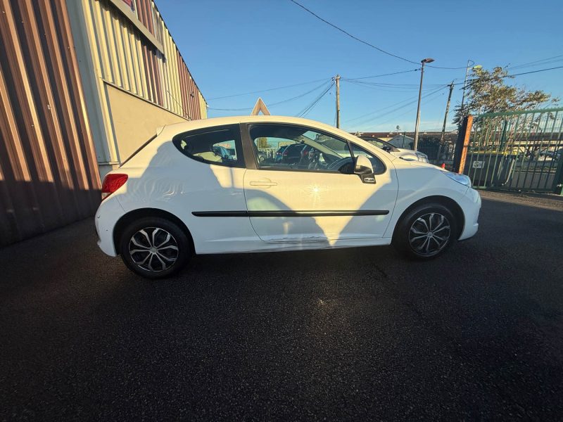 PEUGEOT 207 PHASE 2 ACTIVE 1.4 HDI 68CV  2011