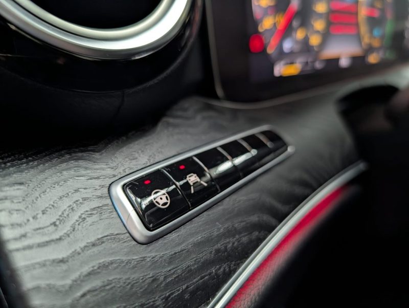 MERCEDES CLASSE E 300de 306 cv EQ Power 9G-TRONIC