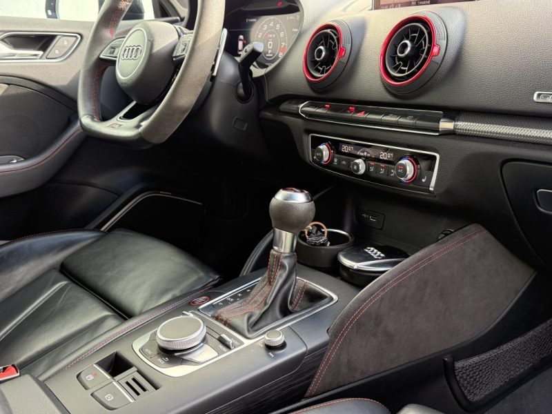 AUDI RS3 SPORTBACK 2.5 TFSI 400CH QUATTRO S TRONIC 7 DAZA  / TOIT OUVRANT / BO / CAMERA / ORIGINE FRANCE 