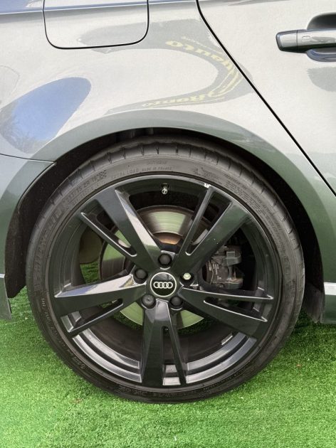 AUDI RS3 SPORTBACK 2.5 TFSI 400CH QUATTRO S TRONIC 7 DAZA  / TOIT OUVRANT / BO / CAMERA / ORIGINE FRANCE 