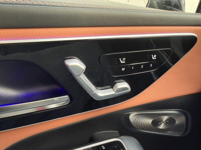 MERCEDES GLC COUPE 300 DE HYBRID DIESEL  4MATIC 9G-TRONIC AMG LINE PREMIUM PLUS / ORIGINE FRANCE  