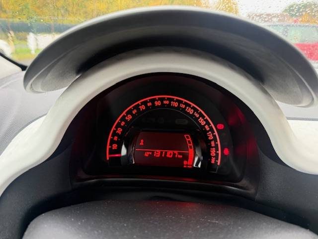 RENAULT TWINGOIII 1.0 SCE 70CH ZEN BOÎTE COURTE EURO6 2017 - 131107 KM