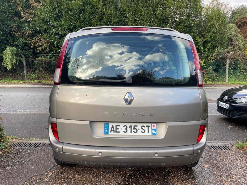 RENAULT ESPACE IV 2.0DCI 130CH 