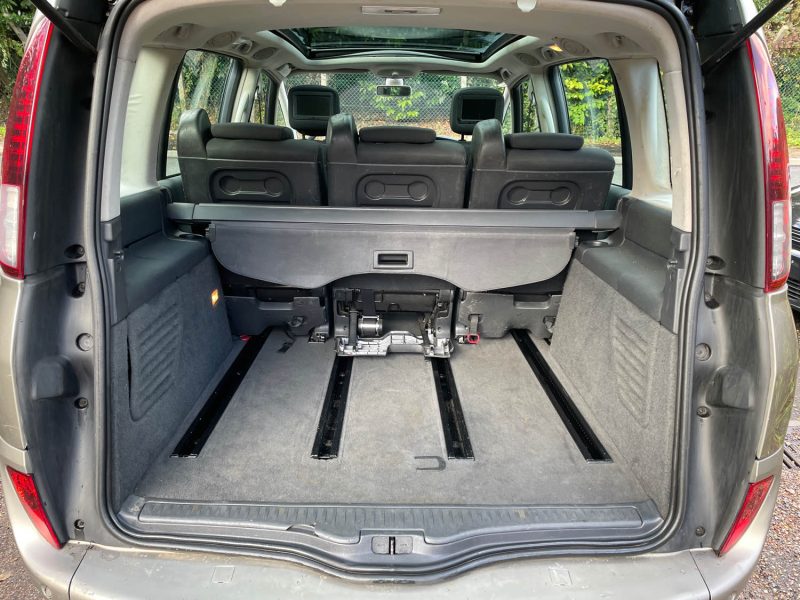 RENAULT ESPACE IV 2.0DCI 130CH 