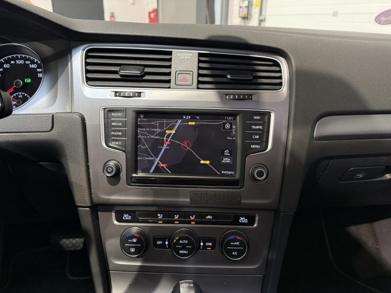 VOLKSWAGEN GOLF 7 1.4 TSI 125CH LOUNGE DSG 7 / TOIT OUVRANT / PREMIERE MAIN 