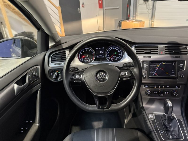 VOLKSWAGEN GOLF 7 1.4 TSI 125CH LOUNGE DSG 7 / TOIT OUVRANT / PREMIERE MAIN 