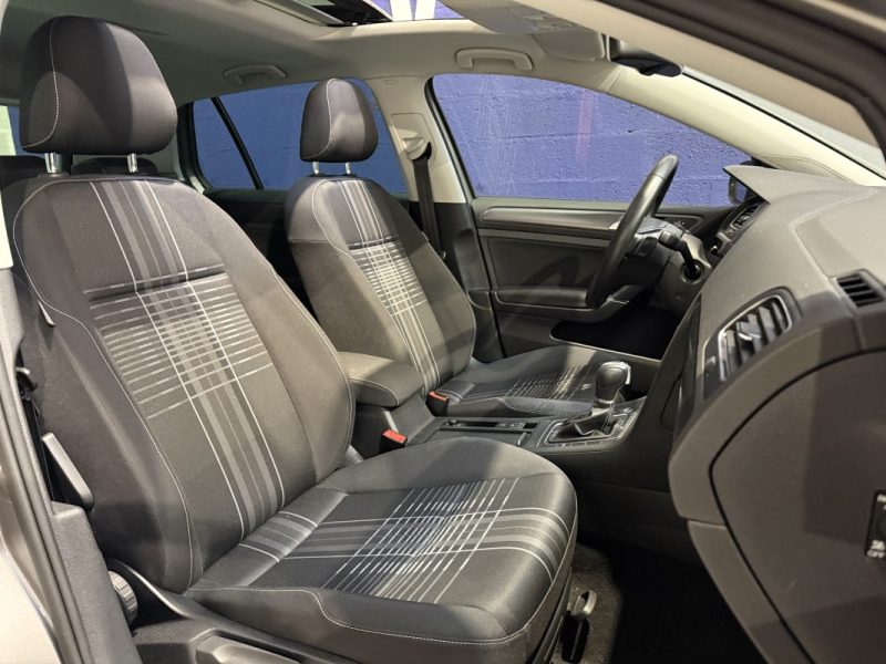 VOLKSWAGEN GOLF 7 1.4 TSI 125CH LOUNGE DSG 7 / TOIT OUVRANT / PREMIERE MAIN 
