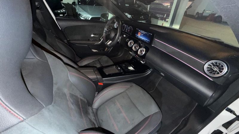 MERCEDES CLASSE A200 AMG LINE 2024