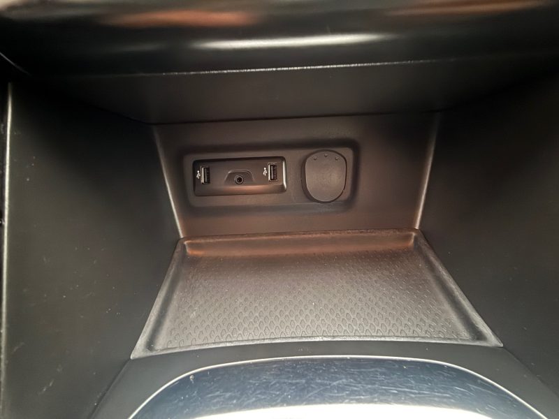 RENAULT MEGANE 4 1.2 TCE - 16V TURBO 130CV 1ER MAIN 2016