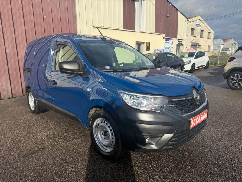 RENAULT EXPRESS VAN 1.3I - 16V TURBO TCE 100CV POUR EXPORT 2023