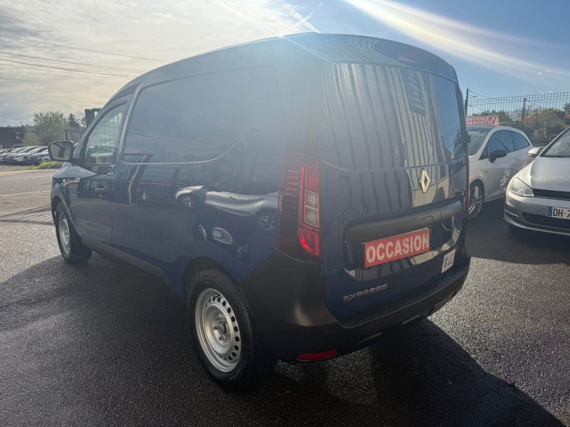 RENAULT EXPRESS VAN 1.3I - 16V TURBO TCE 100CV POUR EXPORT 2023