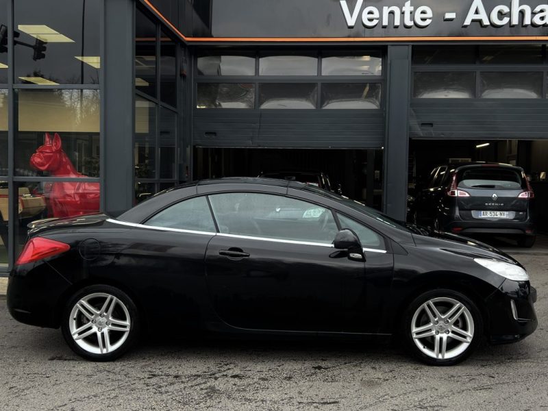 PEUGEOT 308 CC CABRIOLET FELINE 2.0 HDI 140 INTERIEUR CUIR GPS 82 800 Kms CRIT AIR 2 - GARANTIE 1 AN