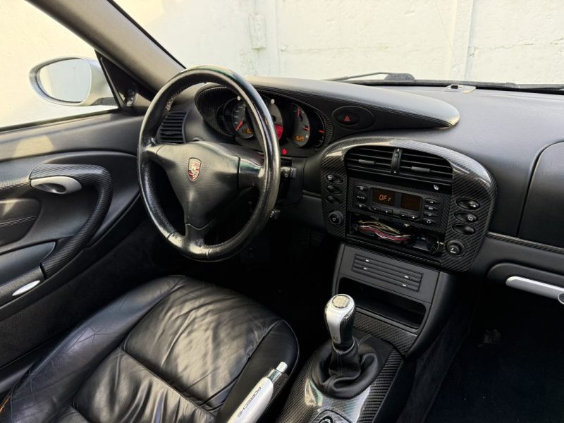 PORSCHE 911 (996) CARRERA 4S 3.6 COUPE 320 CV / TOIT OUVRANT / FULL CUIR 